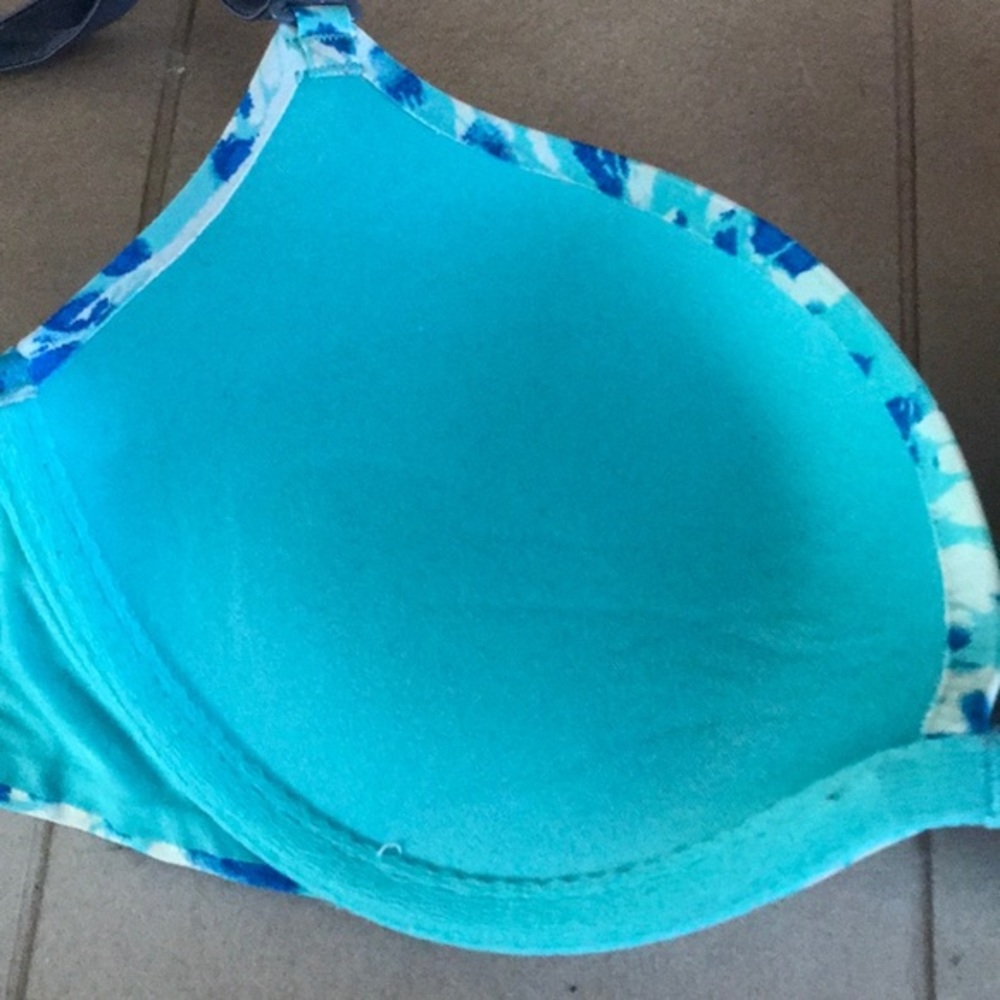 Ambrielle bra‎ 36A ❤️ - Picture 4 of 5